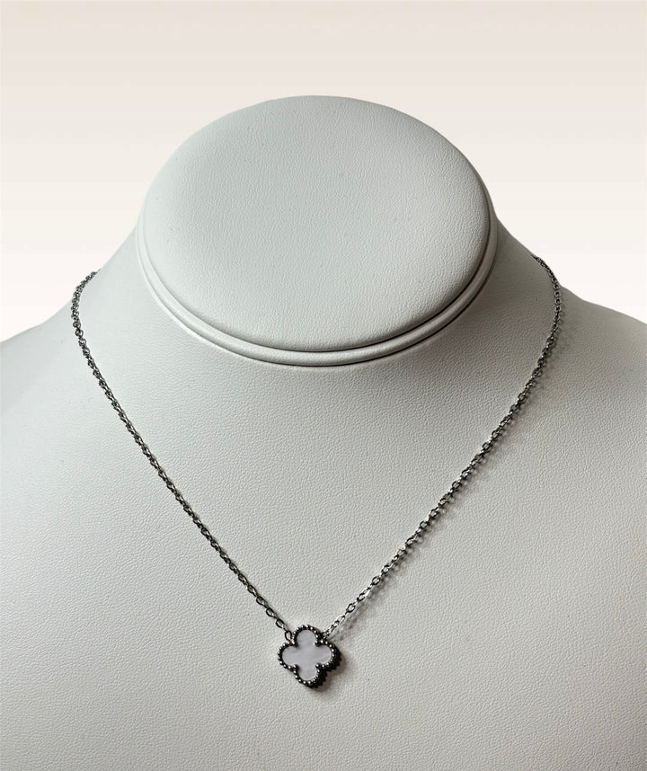 Clover single Necklaces